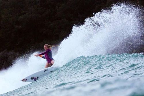 http://surfandbefree.tumblr.comElla Williams gets wildcard entry into Fiji Womens Pro, making it two
