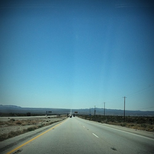 Into the great wide open… (ved Barstow, CA, USA)