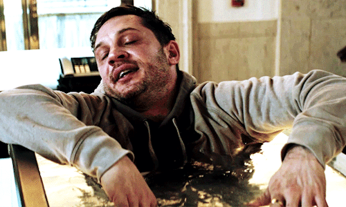 web-s:i’m washin’ me & my clothes b*tch