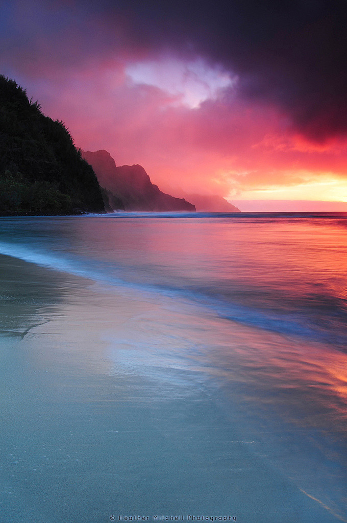brutalgeneration:  Kauai Sunset (by Heather.Mitchell) 