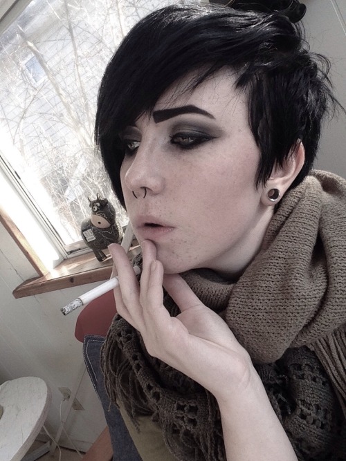 elvenking-mitya:such a pretty, pretty elf-boy.
