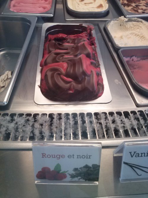 pilferingapples: anarkh-veut-dire-besoin: Enjolras’ favorite ice cream flavor. (The picture li