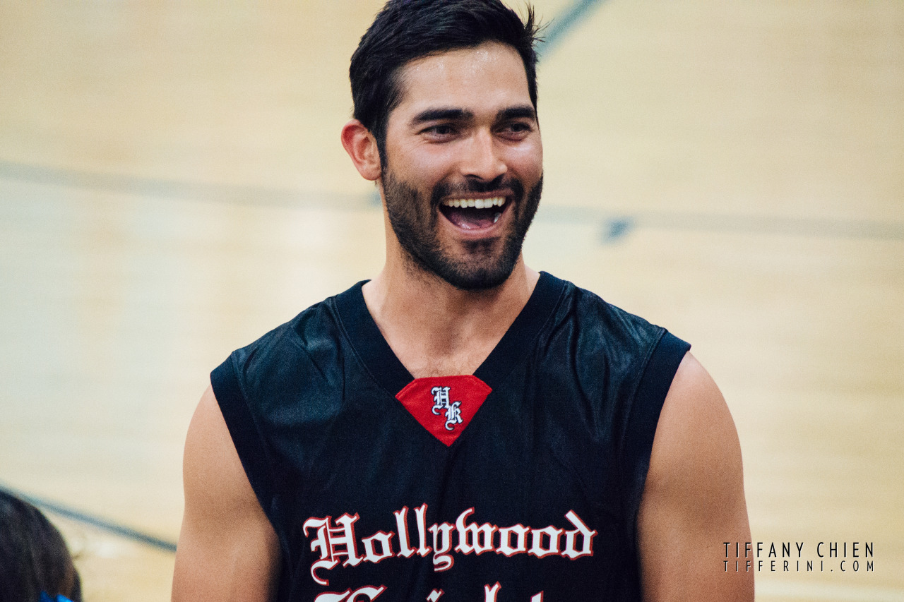 tifferini:  Tyler Hoechlin saying “I’m so bad” after subbing outHollywood Knights [3.15.14]Do