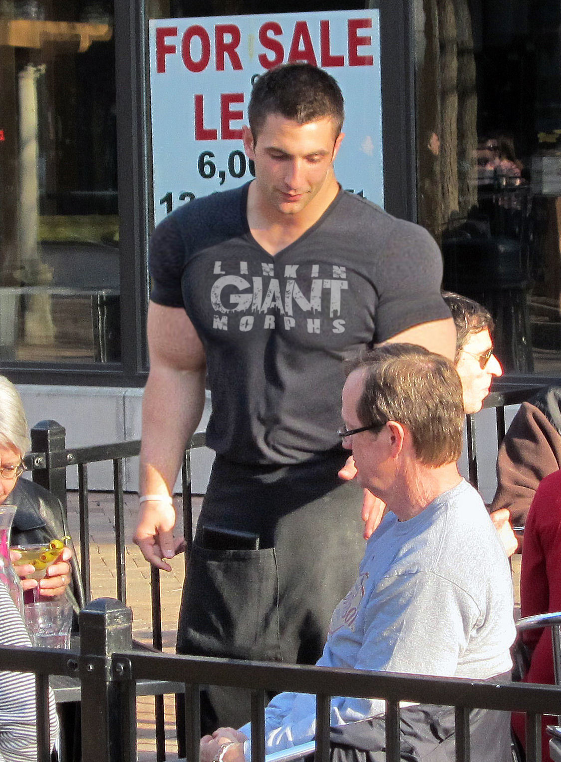 hard-n-furious: “i swear to god if you’re still not ready to order i will crush