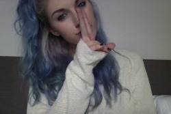 lanadelpale:  ☹ Sad + pale, follow back similar ☹ 