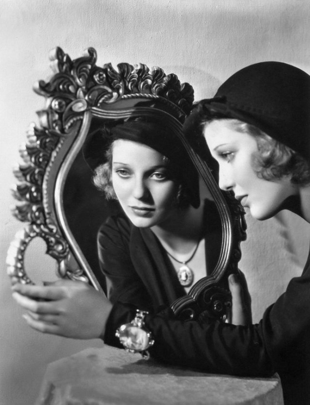 Loretta Young, 1932