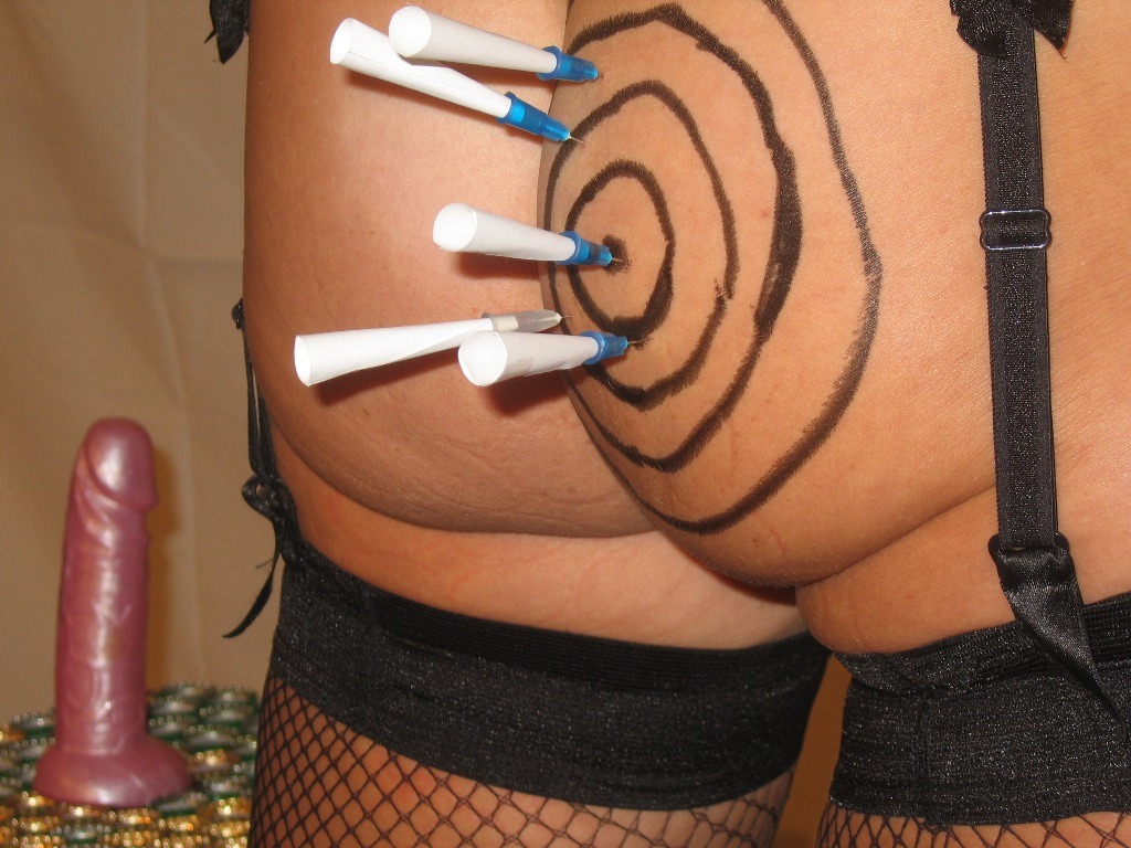 ilovehurtingtits:  I am Looking for a slut willing to abuse her udders and stuff
