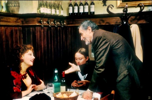 La cena ou Le dîner 1999O filme se passa em um restaurante desde a chegada de seus clientes até o fe