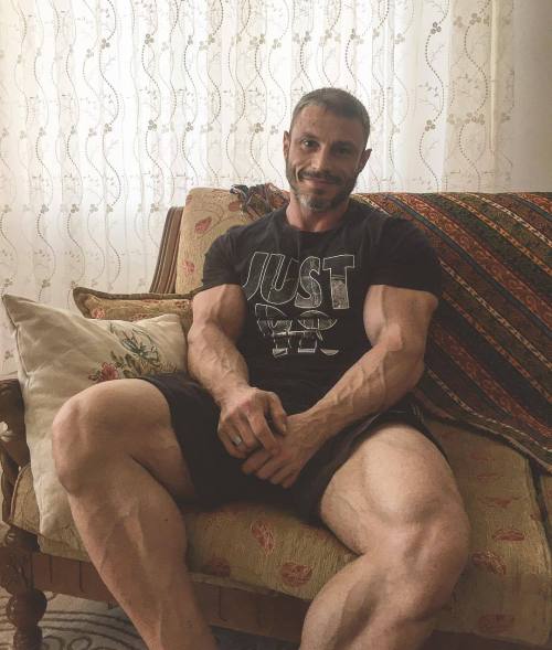 muscleandveinslover - Muscles and Veins Lover