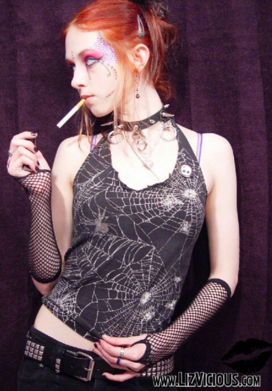 vincentpaulbrennan:  Old fav: Mindy Blanke aka Liz Vicious retired since 2009