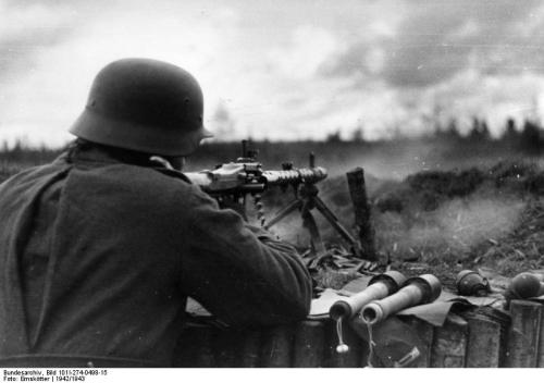 The German MG-34 General Purpose Machine Gun,Perhaps the most advanced machine gun design of the 193