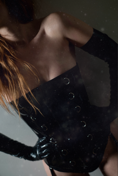 shinyfixation:  -X-