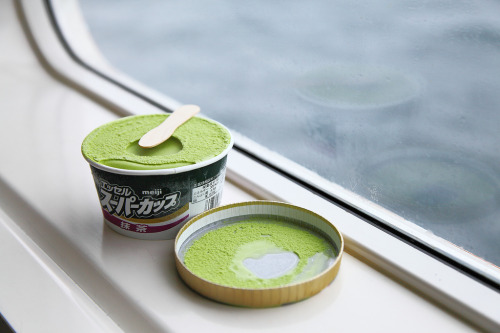 ohmyasian:  (by digital_trance)2914. Green Tea Ice Cream. Just can’t say to this. Just lo