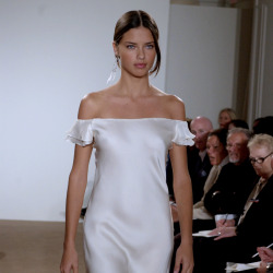 voulair:  Adriana Lima @ Ralph Lauren Spring