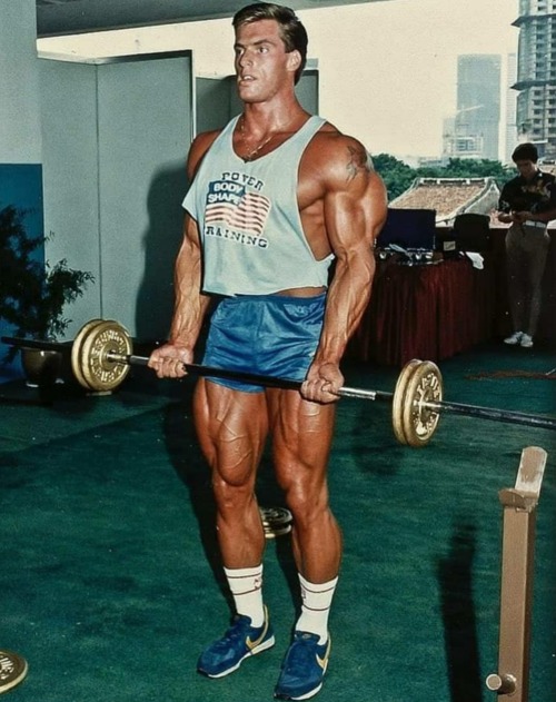 Berry DeMey Aka The Flexing Dutchman Would Turn Me On So Hard As A Kid. You Can See Why...