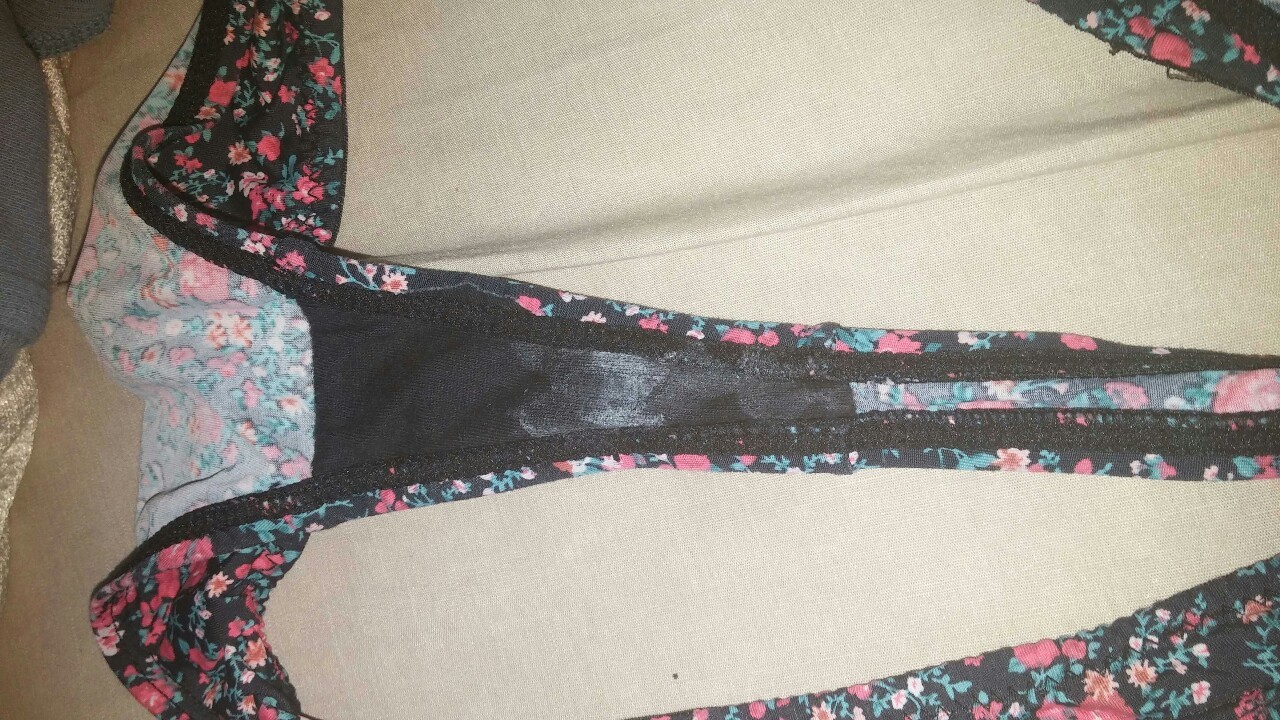 worndirtypanties:  Submit your panties now at mart_thong@hotmail.ca or use the submit