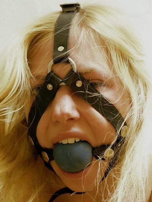 Lesbian Slave