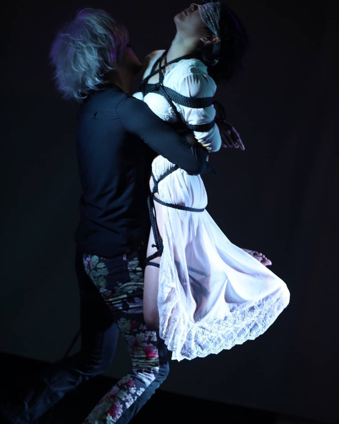 mozu-mozu:  Tokai Fetish Spirits vol.13 Nagoya  縛りは玉姫かほりさん、モデルは御前珠里ちゃんです。