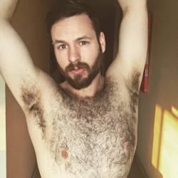 farqbiatch:  Arms up for the weekend! 😒 Stewpid biatch #gay #gaybeard #scruff #beard #hairy #scruff #beardporn #beardgang #beardlove #beardlife #bearcave #hairychest #fur #beardedhomo #homo #gayaustralia #gayswithbeards  #gayboy #gaymen #gayselfie