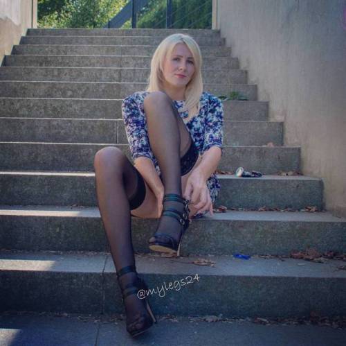 Sitting on a stairway - putting off my shoes and the stockings - it&rsquo;s too Hot today ⏩⏩As a