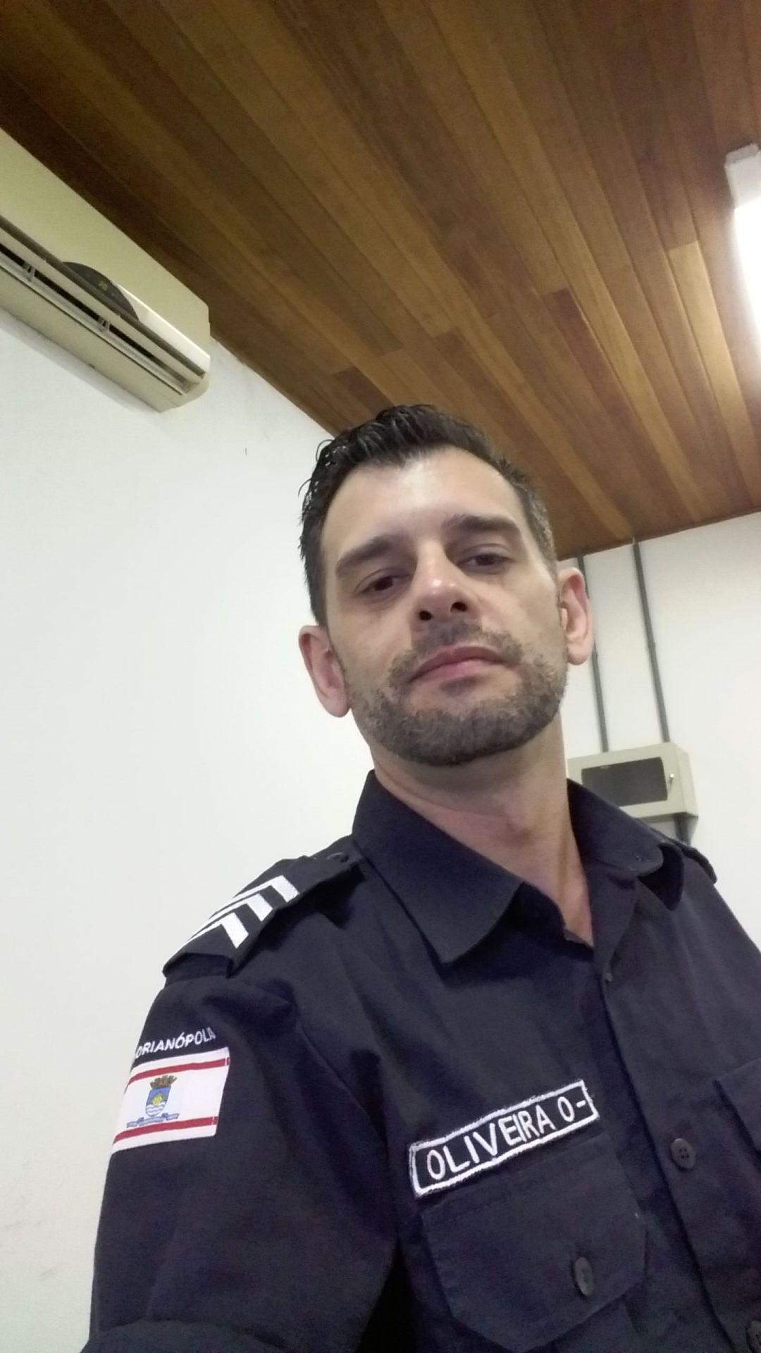 policecorps:  Some hotness right here