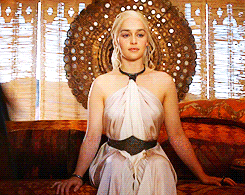 girlsgotafacelikemurder:  Daenerys Targaryen,