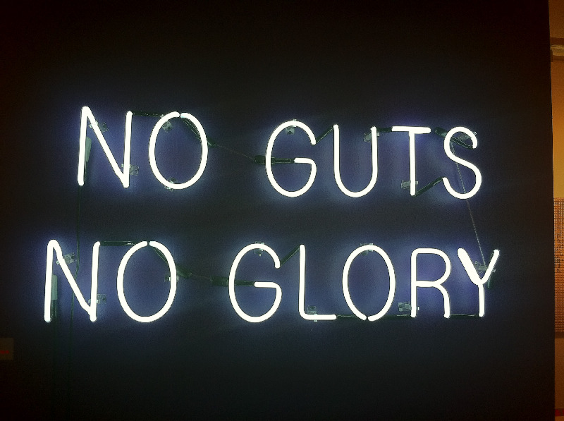 Глори перевод. No Guts no Glory. No Guts no Glory обои. Neon quotes. Картинка с надписью no Guts no Glory.
