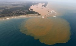 lastrealindians:    Earlier this month in Brazil, a dam burst at an iron ore mine triggering a massive mudslide and releasing of hazardous and toxic waste. Now high levels of arsenic and mercury have reached the Atlantic ocean. A quarter of a million