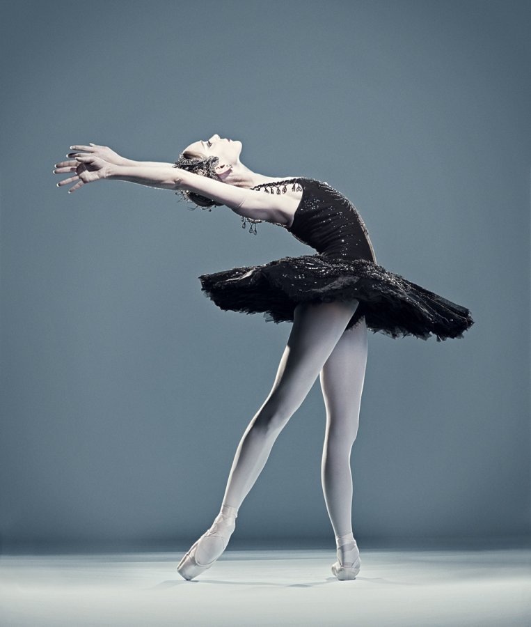 divinelamb:  Prima Ballerina of the Royal Ballet, Sarah Lamb   was photographed
