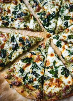 guardians-of-the-food:  Kale Pesto Pizza