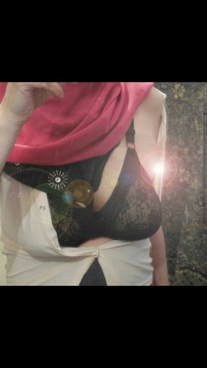 sexyhe:  Türbanlı karışık 2 Memeler 😈