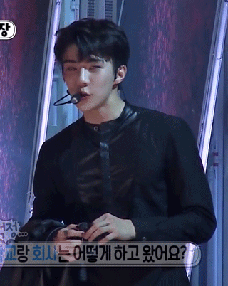 sunflowersoo:  sehuntiful: this look ™ saved not only me but also you and all of 2016 @sebootypoppin