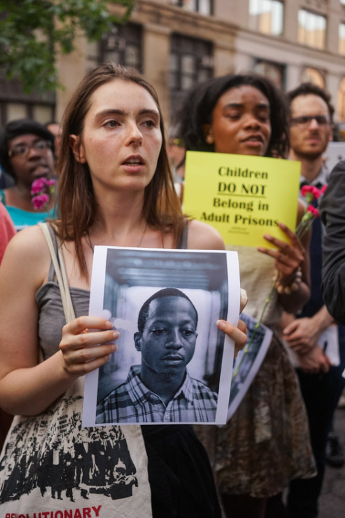 nyclesbian:blackmanonthemoon:activistnyc:Vigil for #KaliefBrowder, a young man who took his own life