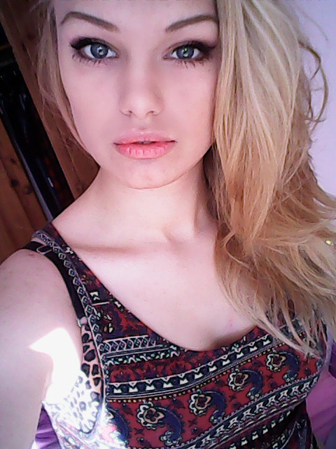 bumsaregreat:  took this a while ago but I’ve decided I like it (I think) so yeah, hii