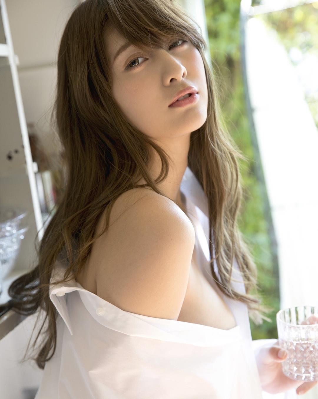 japanesebeautifulwoman:  Angela Mei アンジェラ芽衣