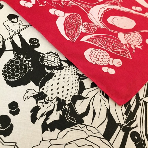 Bandanas are here! I’ll be selling bandanas featuring my “Picnic” design at a booth at the Open Arts
