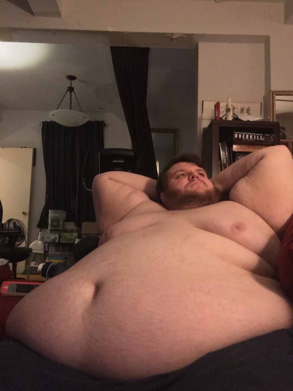fatbestfriend:   Can you guess my sexy secret? 😉  I’m filled with thousands