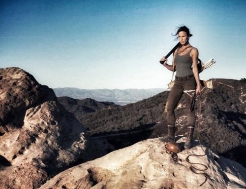 tombraidergirls:  Rhona Mitra, the first official Lara Croft model, shared this photo of her as reboot Lara on her personal Instagram. <3 