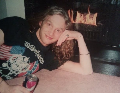 the-mad-season:  Did I mention how fucking awesome Layne was?  look at this man  how  can  anyone  not  love  this  perfect, amazing, funny, nice man?  please answer that  