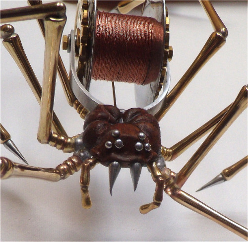 the-dalm:fer1972:Mechanical Spiders by Kate Arthurwowwww