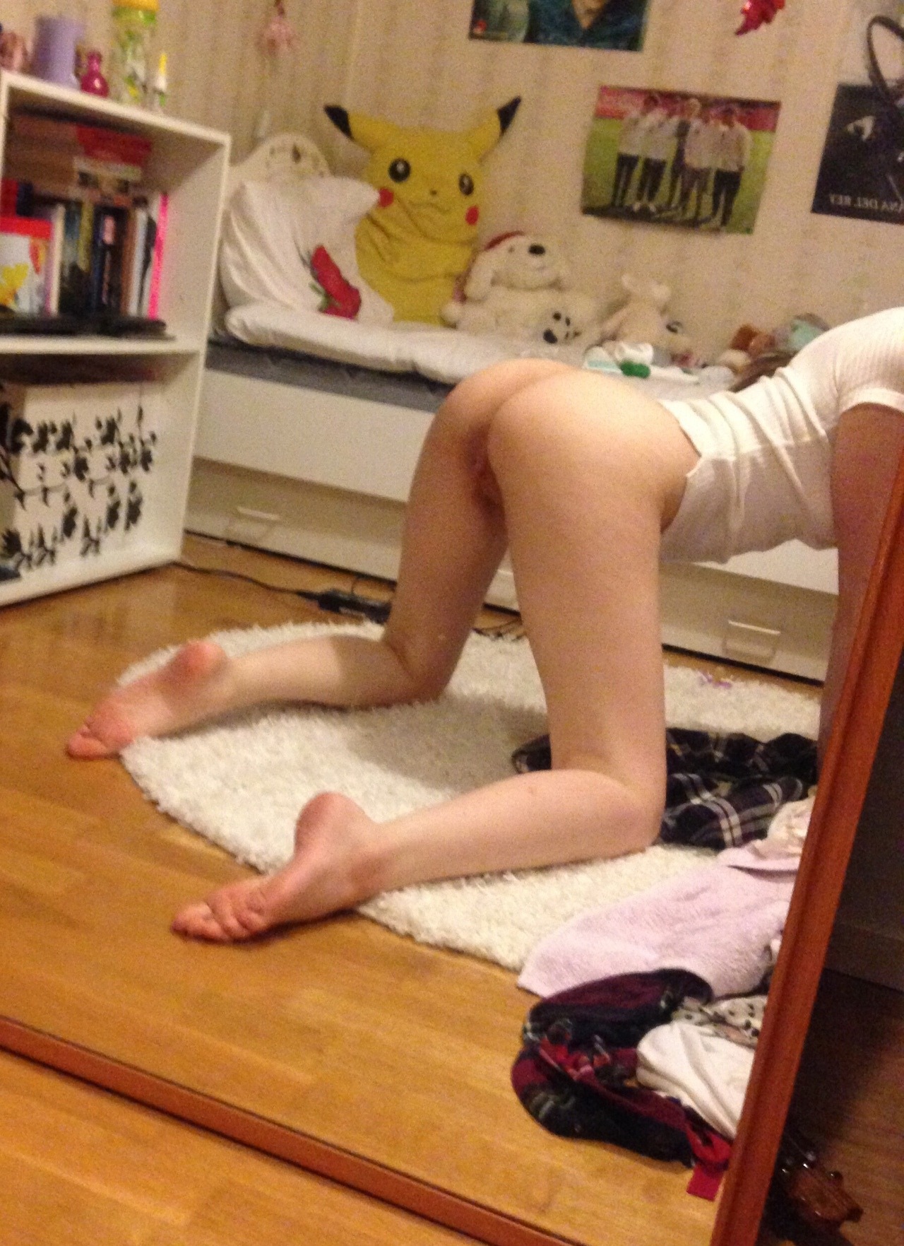 98brownjeep:  cybernymph:reblog if you’d fuck me 😋💋  Um in a heartbeat.