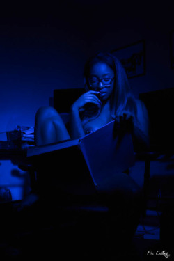 louvemussik:  ericcostley:  BlueLight ReadingModel: