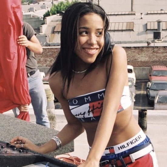 aaliyah tommy hilfiger outfit