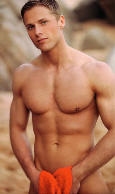 XXX hunks4you:  http://hunks4you.tumblr.com/ photo