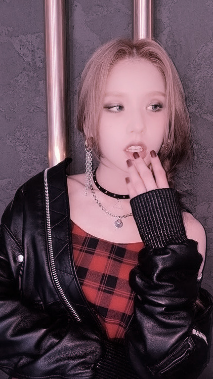 Loona Heejin Lockscreens