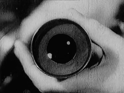 henridecorinth:  Thaumaturgic Eye by Jiri Lehovec, 1939. 