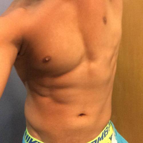 ksufraternitybrother:  DYLANKSU-Frat Guy: Over 93,000 followers and 63,000 posts.Follow me at: ksufraternitybrother.tumblr.com