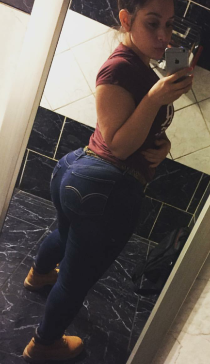 babygotaphatass: Phat Ass