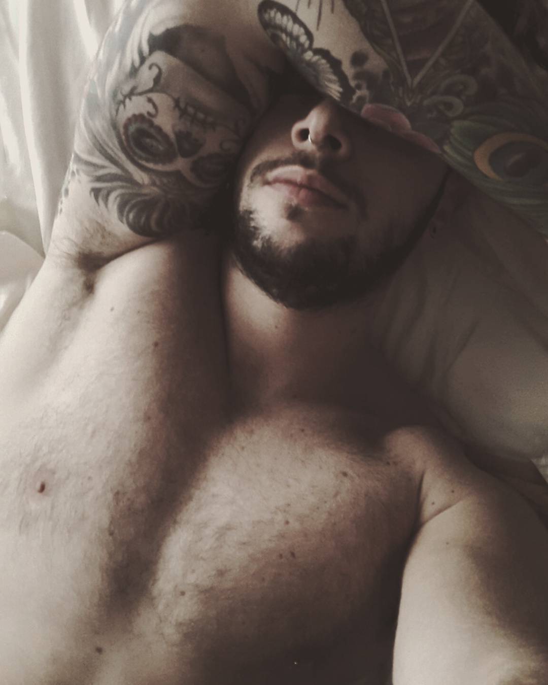 insta-hunk:  Instagram: @sergbgx