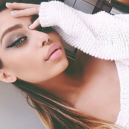 baabygirl0:  bimbopartygirl:  glamourqueenn:  glamourqueenn ♚  Amazing Eyes   s